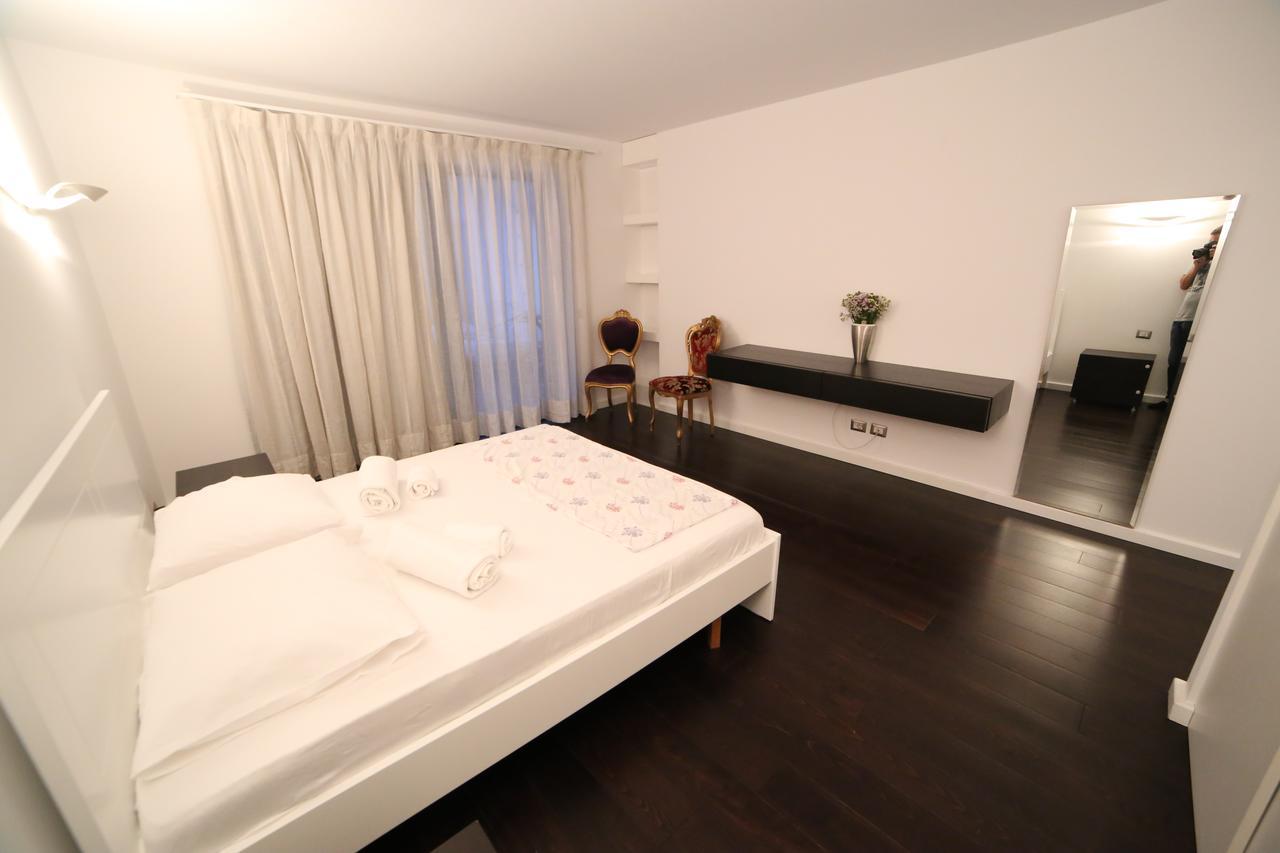 Big Ben Luxury Bllok Apartment Tiran Dış mekan fotoğraf